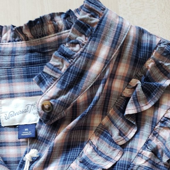 Plaid Ruffle Blouse - Picture 3 of 4